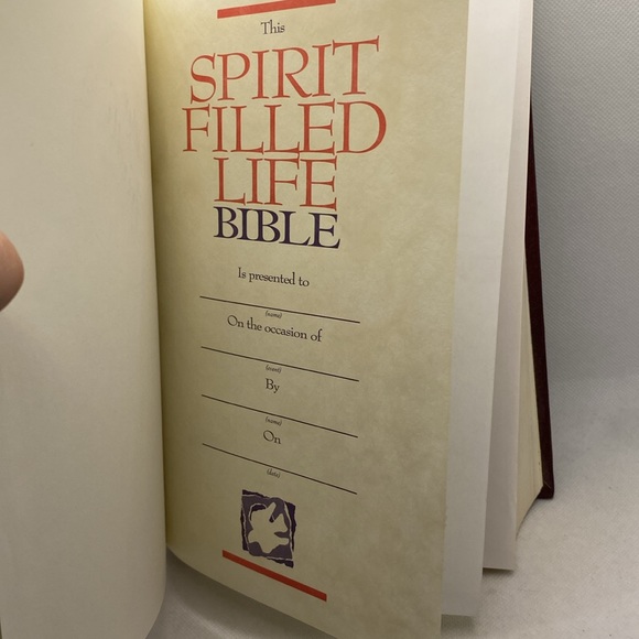 Spirit Filled Life Bible- New King James Version Nelson 1252 Burgundy - Picture 7 of 16